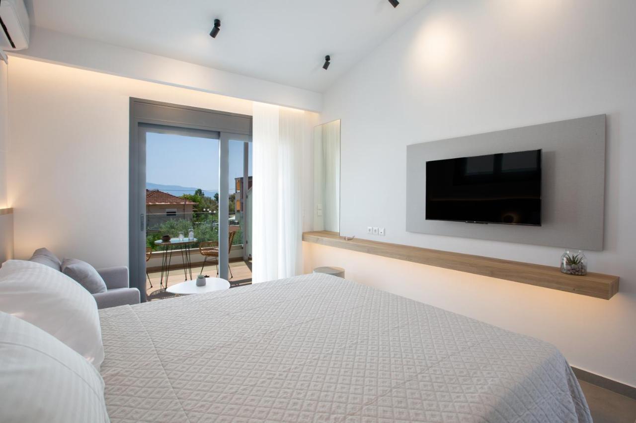 Elianthi Luxury Apartments Nikiana Eksteriør billede