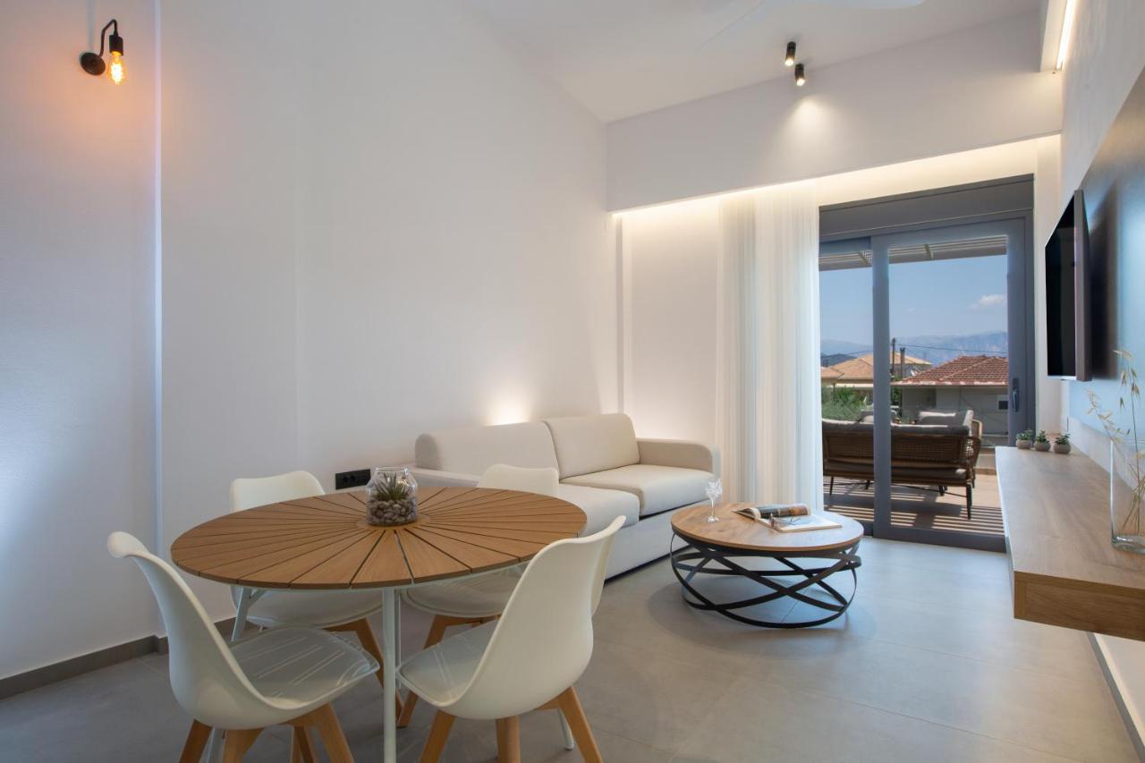 Elianthi Luxury Apartments Nikiana Eksteriør billede